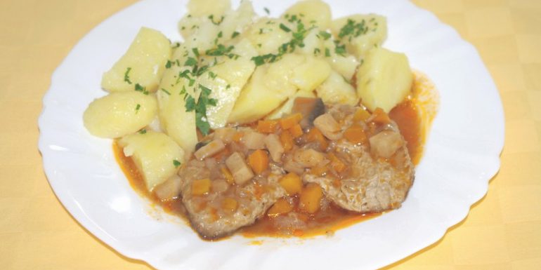 Hov.plátok-Goody-foody-po-burgundskyzemiaky-s-vňaťou