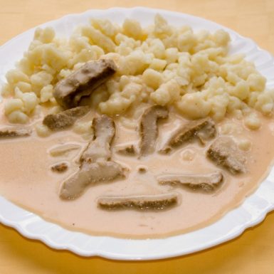 Hovädzie-Goody-foody-na-spôsob-Stroganov-halušky
