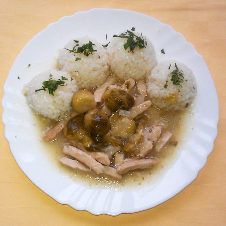 Kuracie-rezance-Goody-foody-s-ružičkovým-kelom-ryža