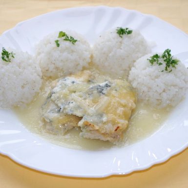 Kurací-plátok-Goody-foody-zapečený-so-syrom-nivaryža
