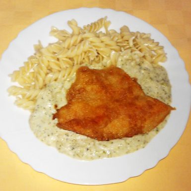 Pangasius-s-brokolicovo-syrovou-omáčkou-cestovina
